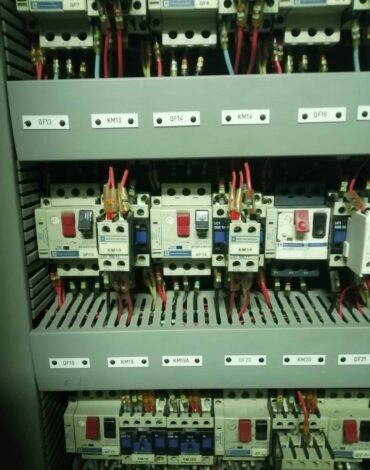 Remplacement disjoncteur de puissance electricite